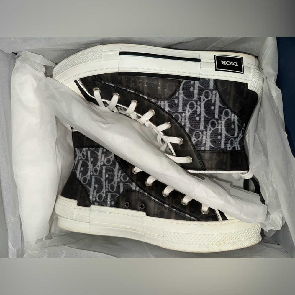Dior Men’s high top sneakers